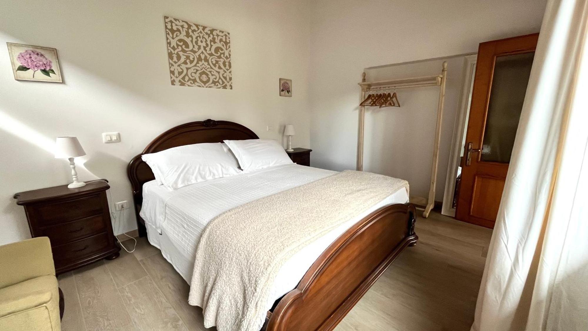 Apartament Acero Rosso Fontane  Zewnętrze zdjęcie